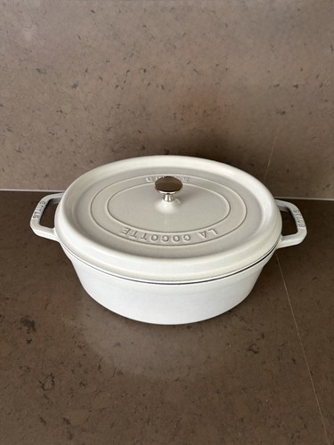 Staub oval cocotte 5 l - 31, 5.5
