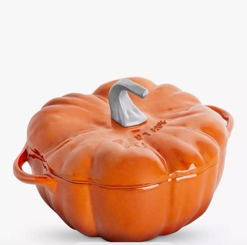 Staub cocotte pumpkin cast - la,