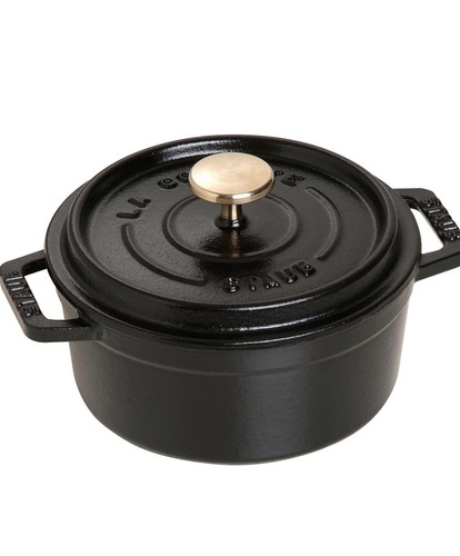 Bnwt staub cast iron mini - iron,