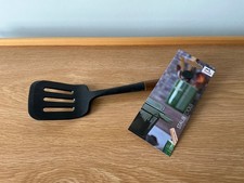 Staub silicone turner