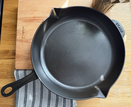 Staub 30cm enameled cast - 12"/30cm,
